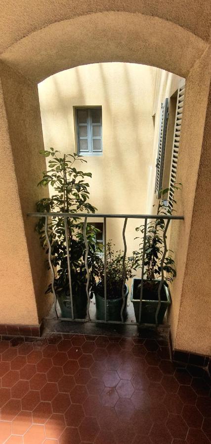 דירות טולון Chambre D'Hotes Sde, Wc Prive Climatise Dans Loft 80M2 Espace Commun Avec Les Habitants Salon Et Cuisine מראה חיצוני תמונה