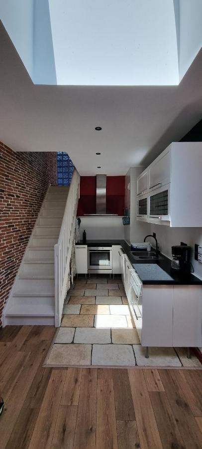 דירות טולון Chambre D'Hotes Sde, Wc Prive Climatise Dans Loft 80M2 Espace Commun Avec Les Habitants Salon Et Cuisine מראה חיצוני תמונה