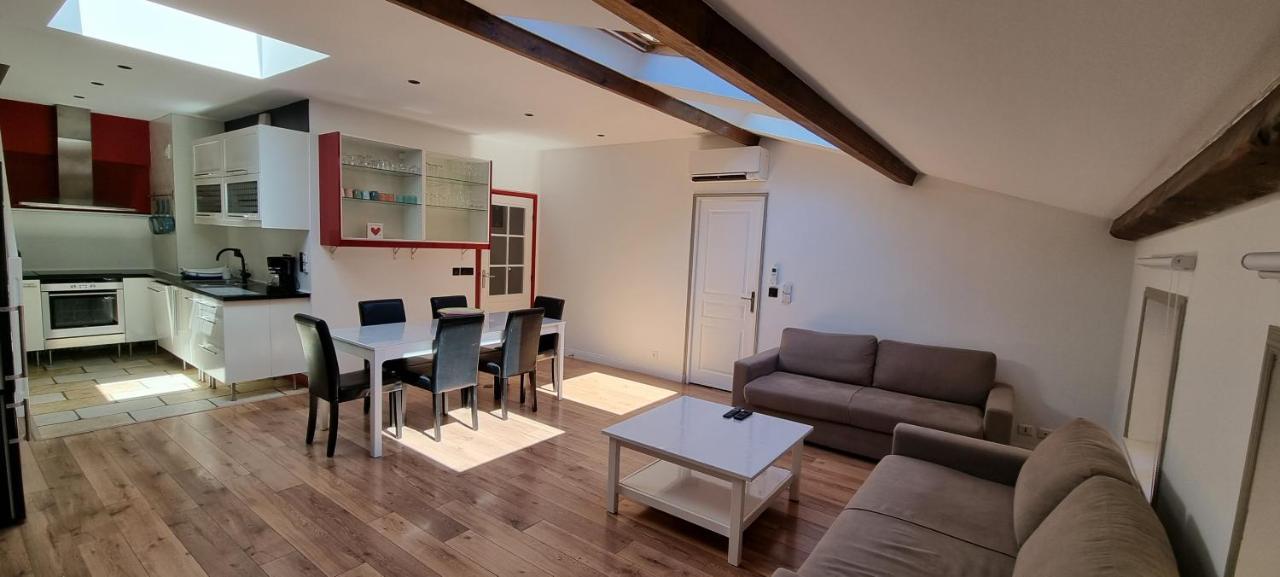 דירות טולון Chambre D'Hotes Sde, Wc Prive Climatise Dans Loft 80M2 Espace Commun Avec Les Habitants Salon Et Cuisine מראה חיצוני תמונה